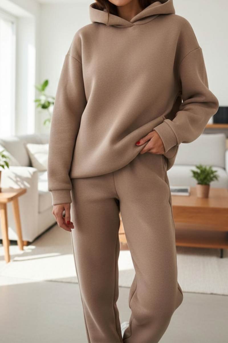 Women’s beige hoodie and joggers set in regular fit, cosy cotton lounge outfit for home and street style
