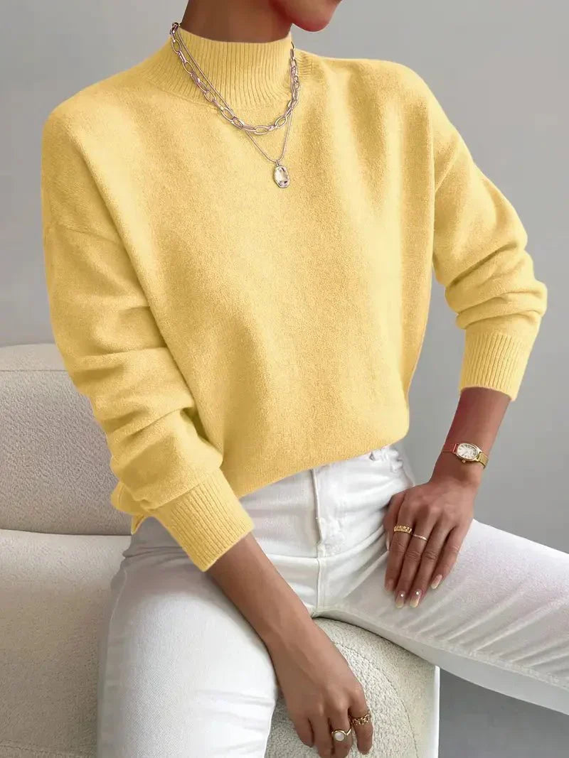 Knit jumper with smooth knit surface and ribbed hem, regular fit, women, worn