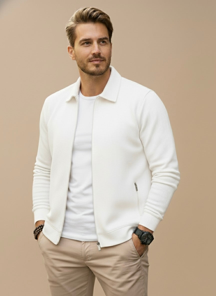 Men's regular fit knit cardigan with zip closure and straight hem