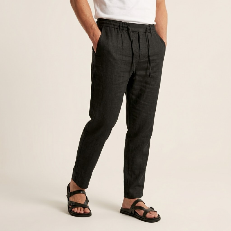 Men's relaxed fit tapered trousers with side pockets and ankle length